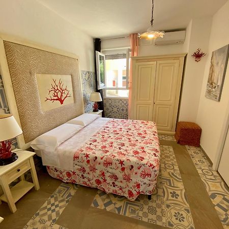 Casetta Al Mare Isola Rossa Phòng bức ảnh