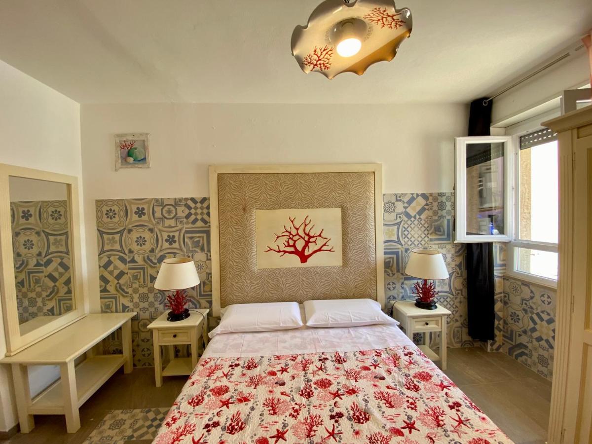 Casetta Al Mare Isola Rossa Phòng bức ảnh
