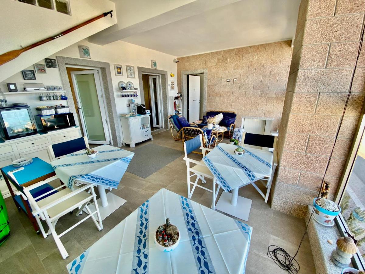 Casetta Al Mare Isola Rossa Ngoại thất bức ảnh