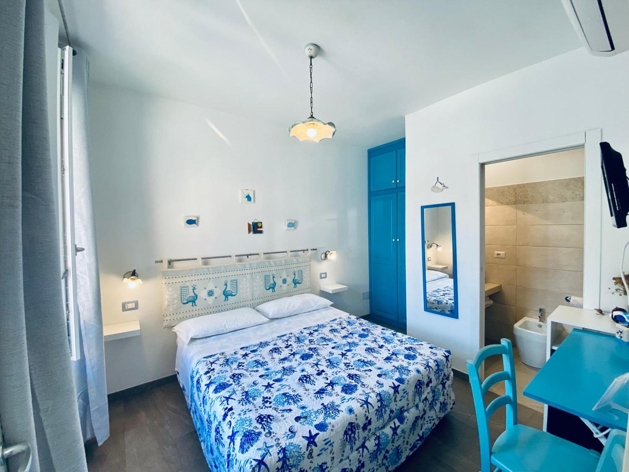 Casetta Al Mare Isola Rossa Ngoại thất bức ảnh