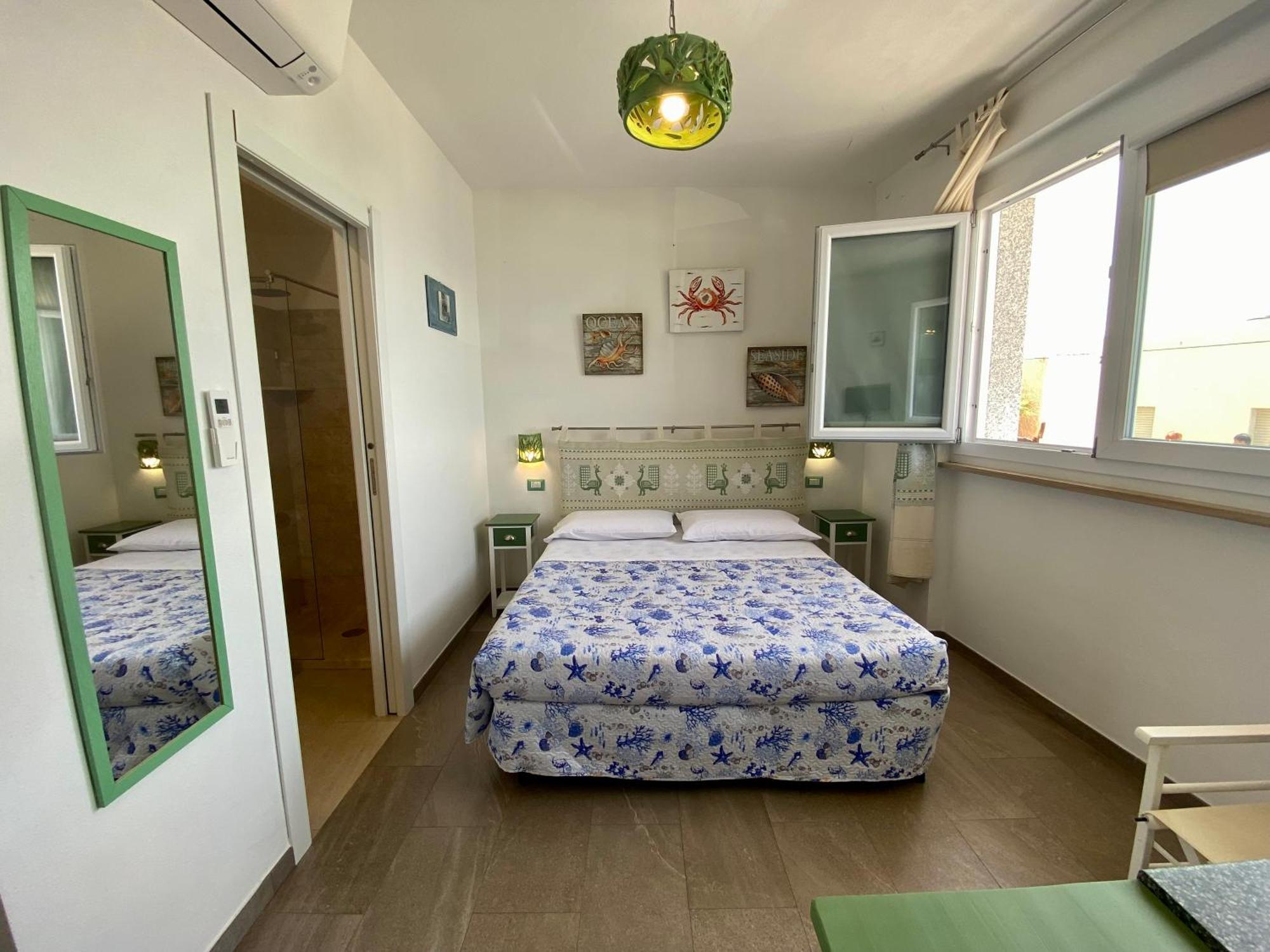 Casetta Al Mare Isola Rossa Phòng bức ảnh